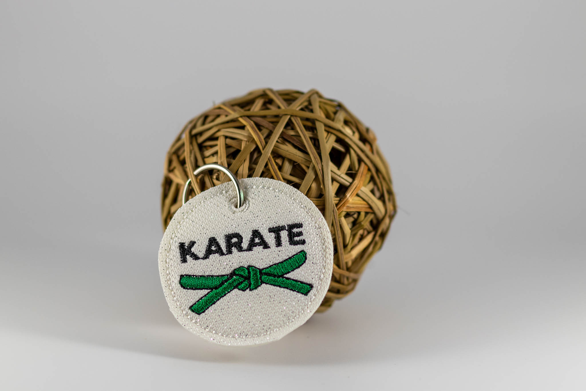 Kampfsportgürtel mit Schriftzug "Karate"